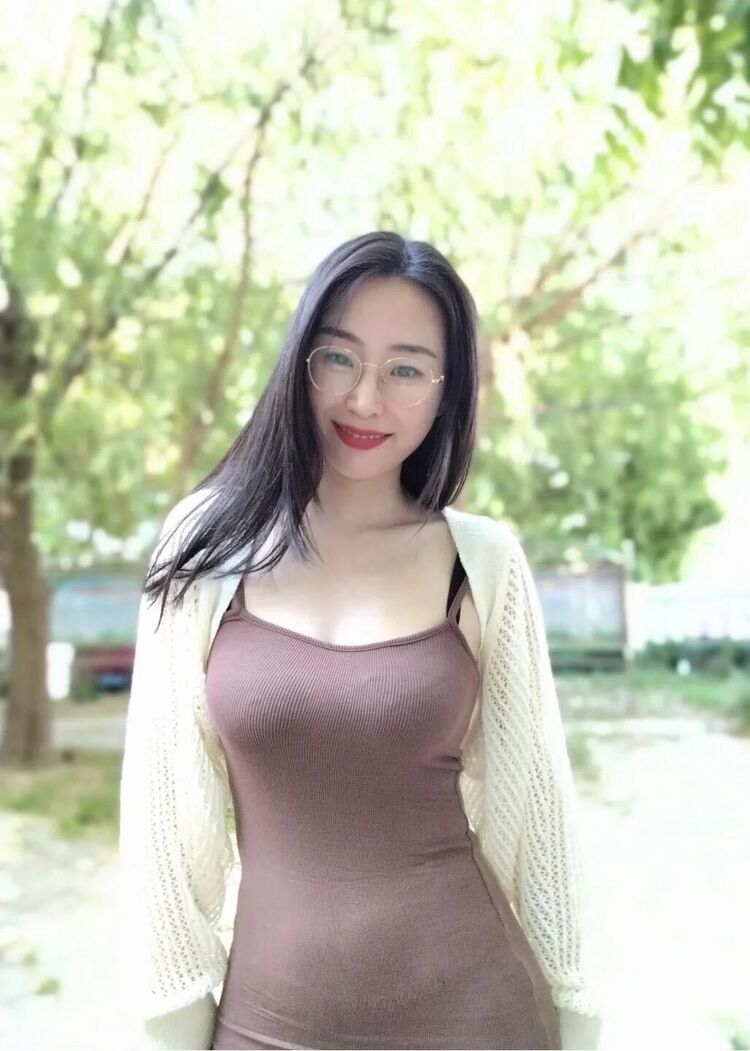  48134707  Tina, 35 ,    