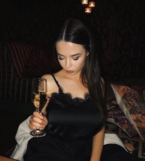  37720697  , 22 ,    -