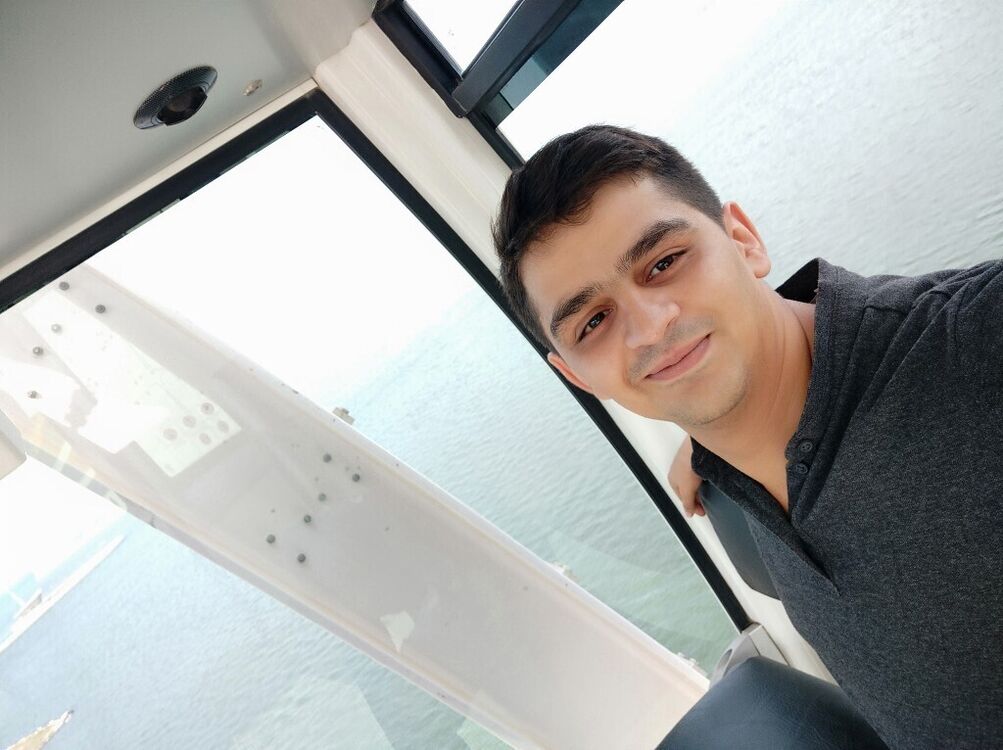  20565557  Rauf, 31 ,    