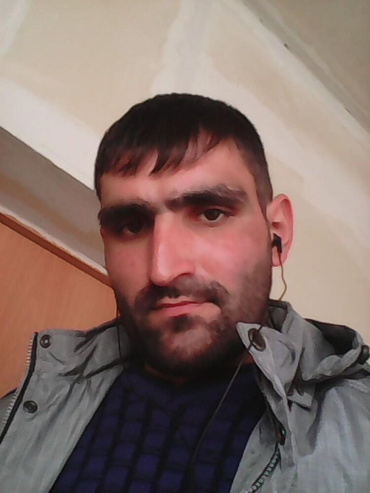  53995777  ARTAK, 37 ,    