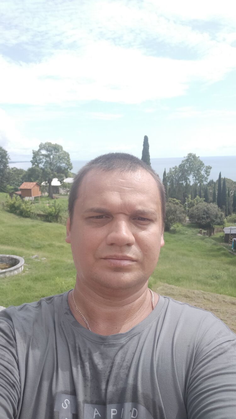  24338827  , 44 ,    
