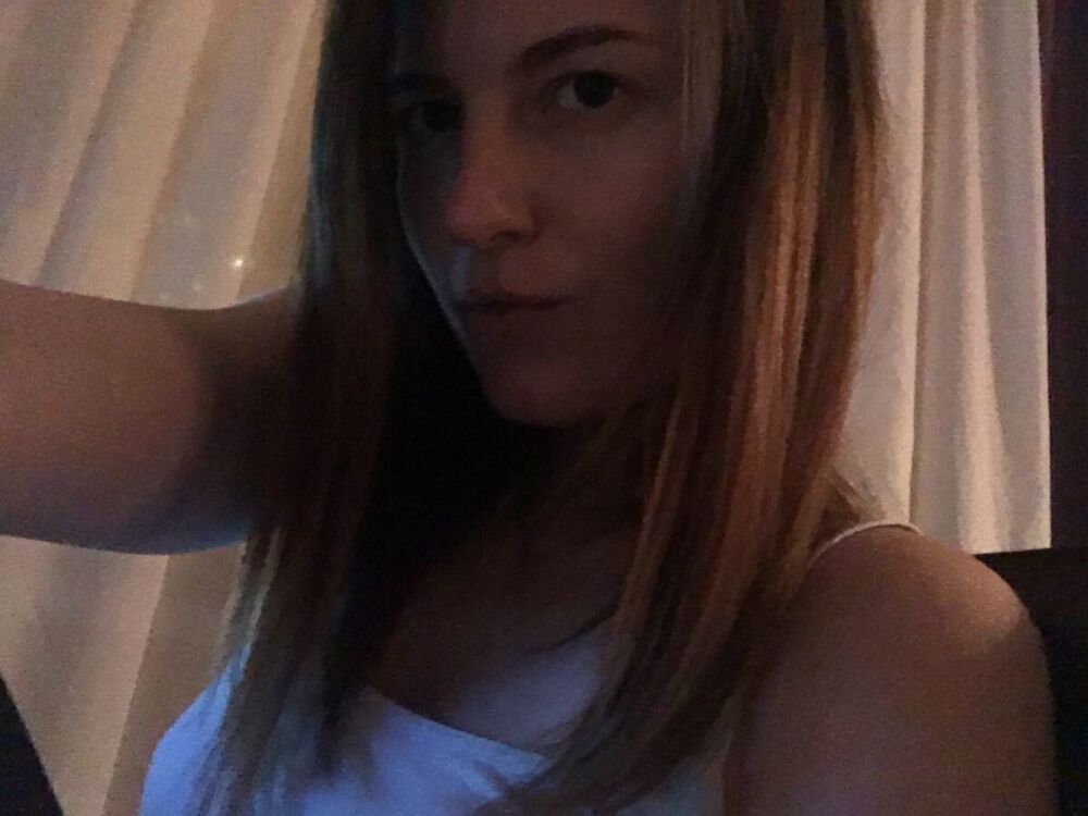  24536147  Vera, 22 ,    -
