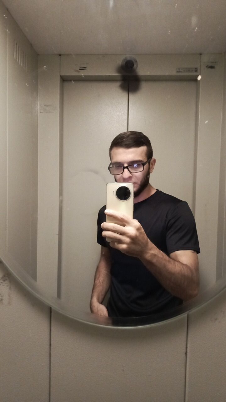  46300497  , 32 ,    