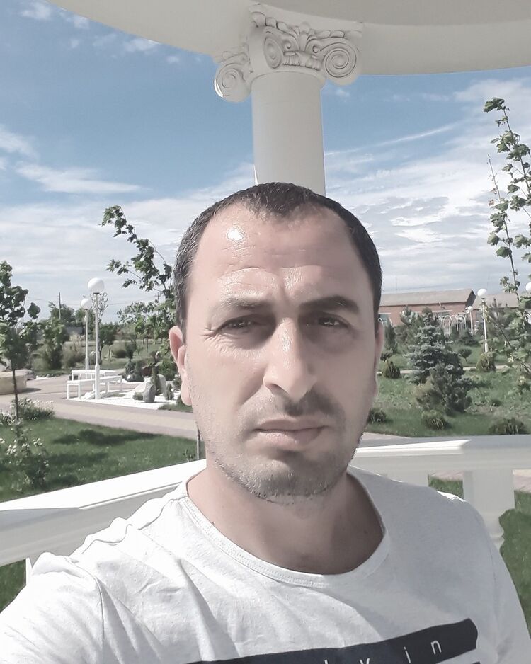  ,   GarikGaspary, 45 ,   