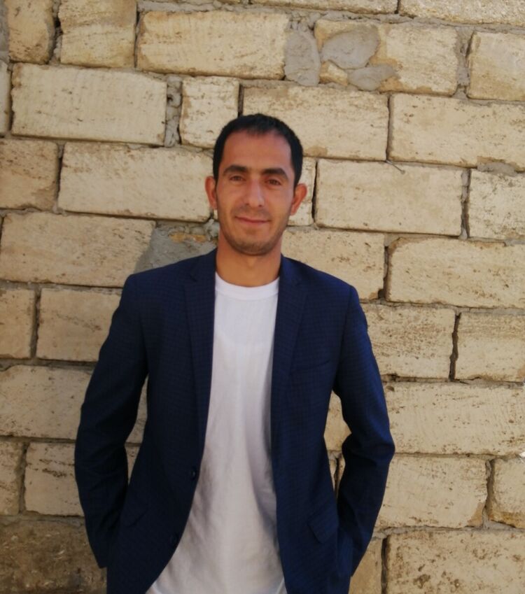  20053947  ZAZA, 32 ,    