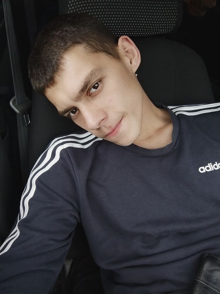  46114147  Nikolay, 25 ,    