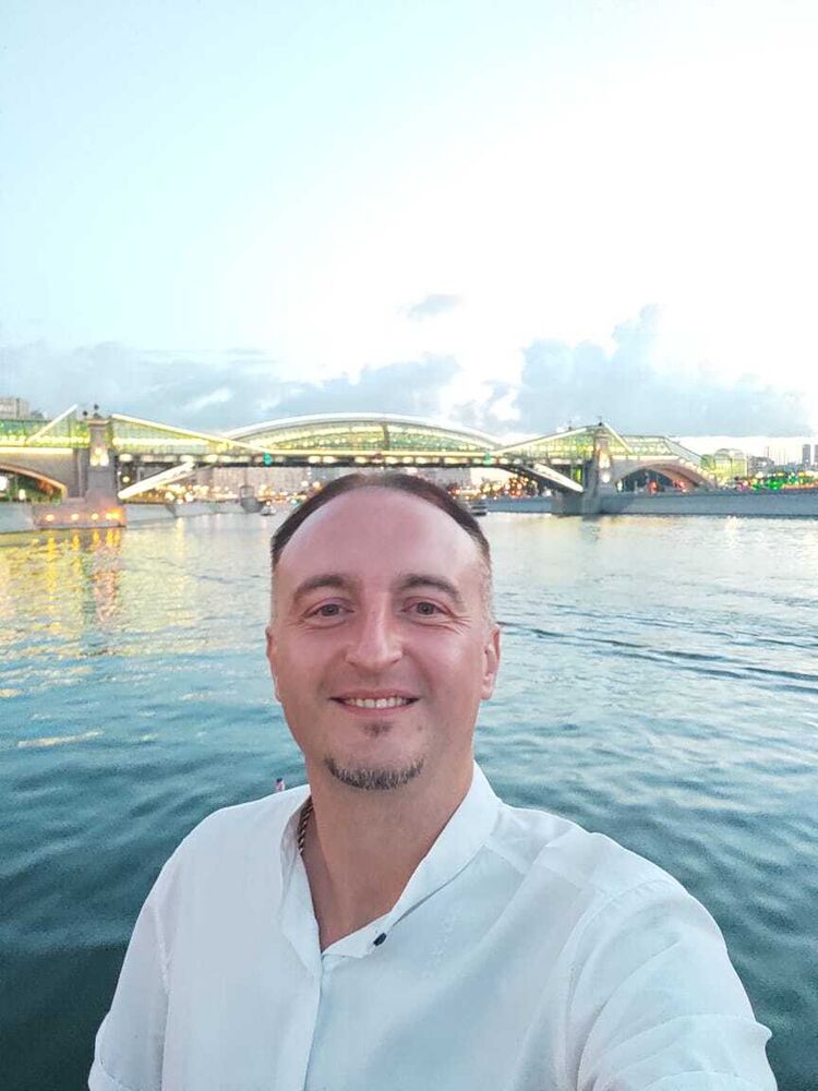 45264427  , 37 ,    
