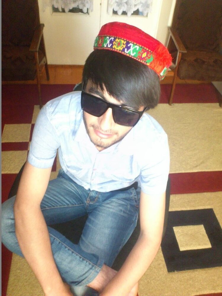  6044987  Alex, 34 ,    