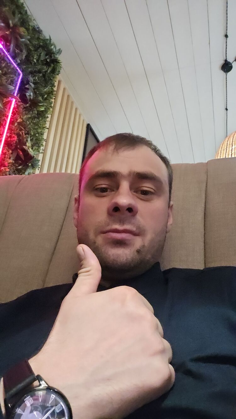  50167547  PAVEL, 35 ,    