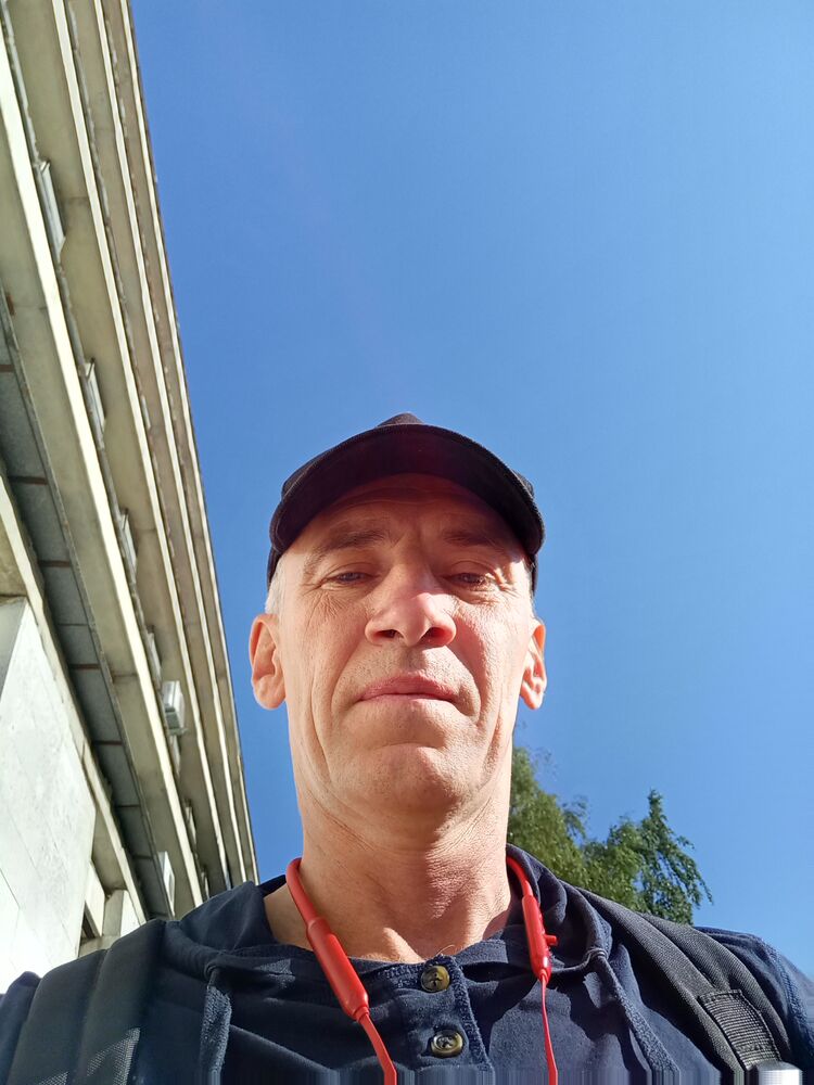  53142237  , 49 ,    -
