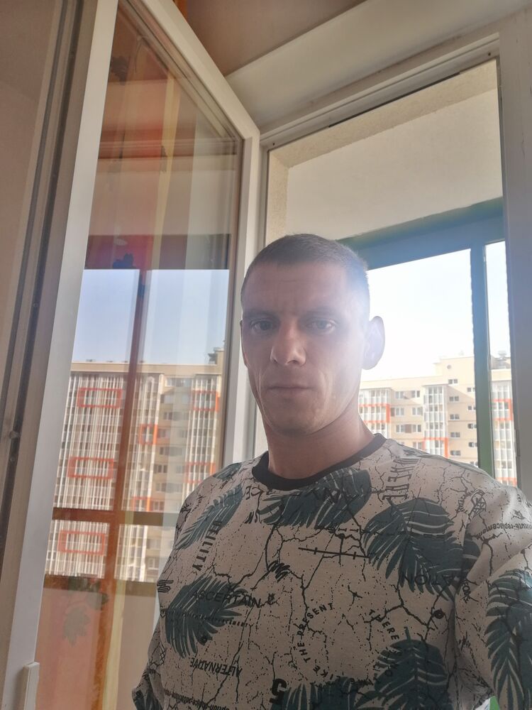  38219377  , 30 ,    -