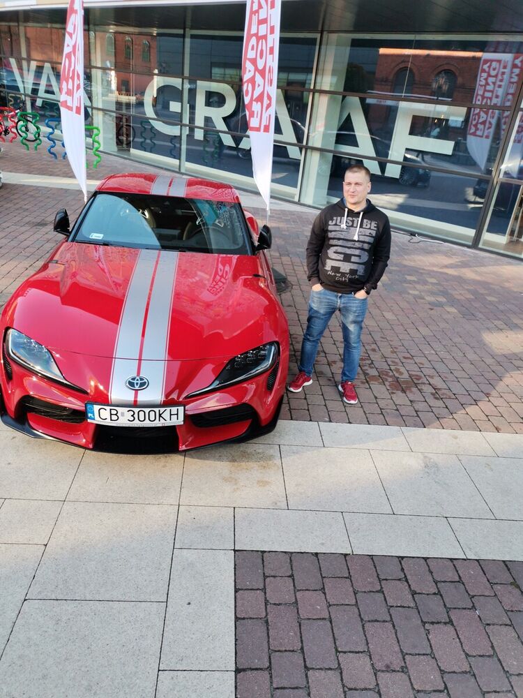  21707157  Eugeniusz, 46 ,    Warszawa