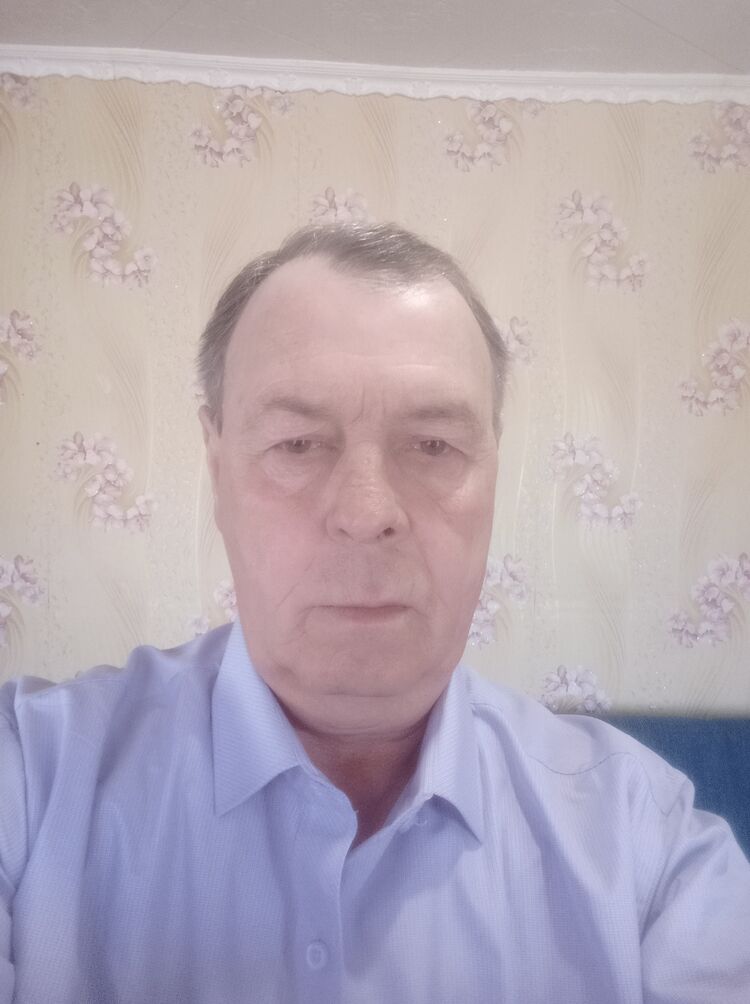 44059467  , 61 ,    