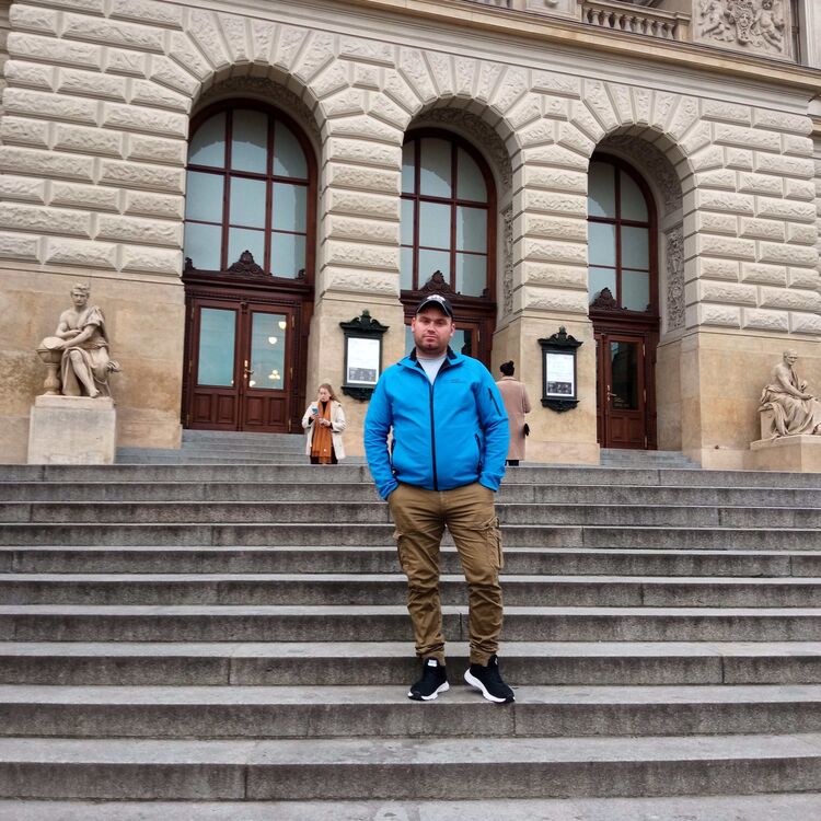  ,   Nicolai, 37 ,   ,   
