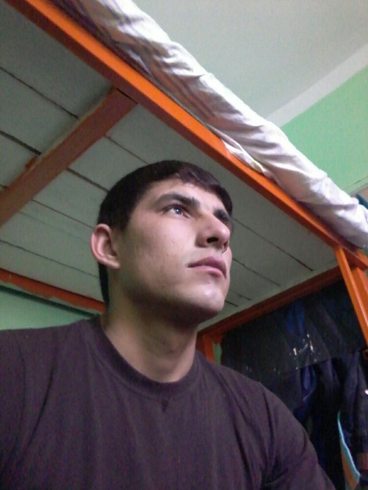  15457647  Salim, 29 ,    