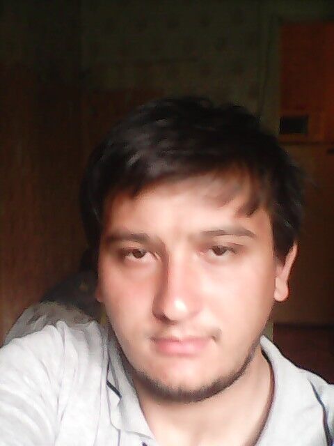  9854657  , 33 ,    