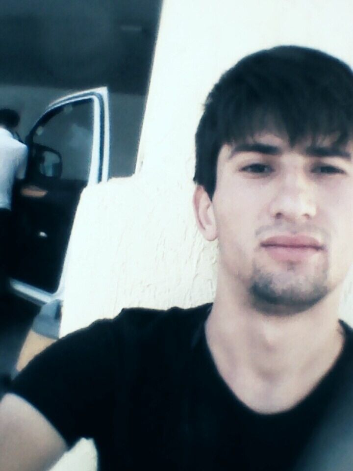  10454097  Shahik, 30 ,    