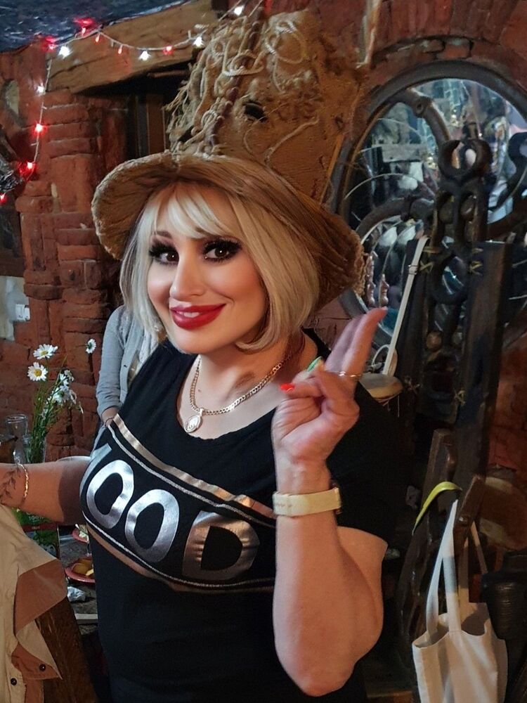  ,   Natali, 64 ,   c 