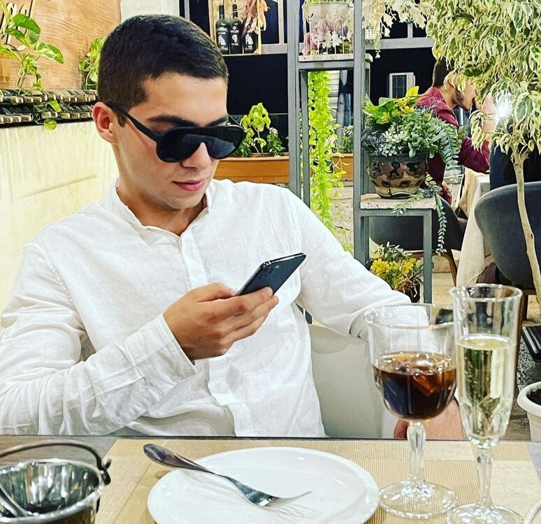 ���� 24122077 ����� Armen, 25 ���, ���� ���������� � �������