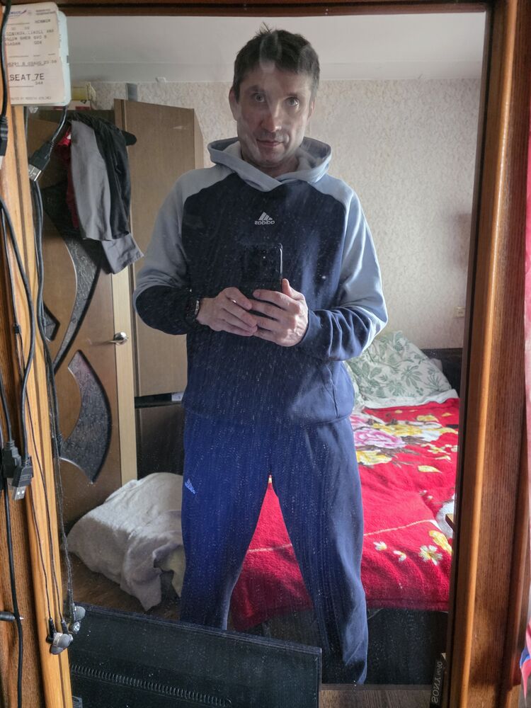  52429967  KIRILL, 39 ,    