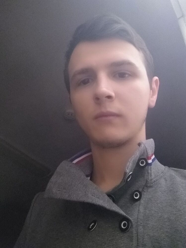  18668937  , 25 ,    