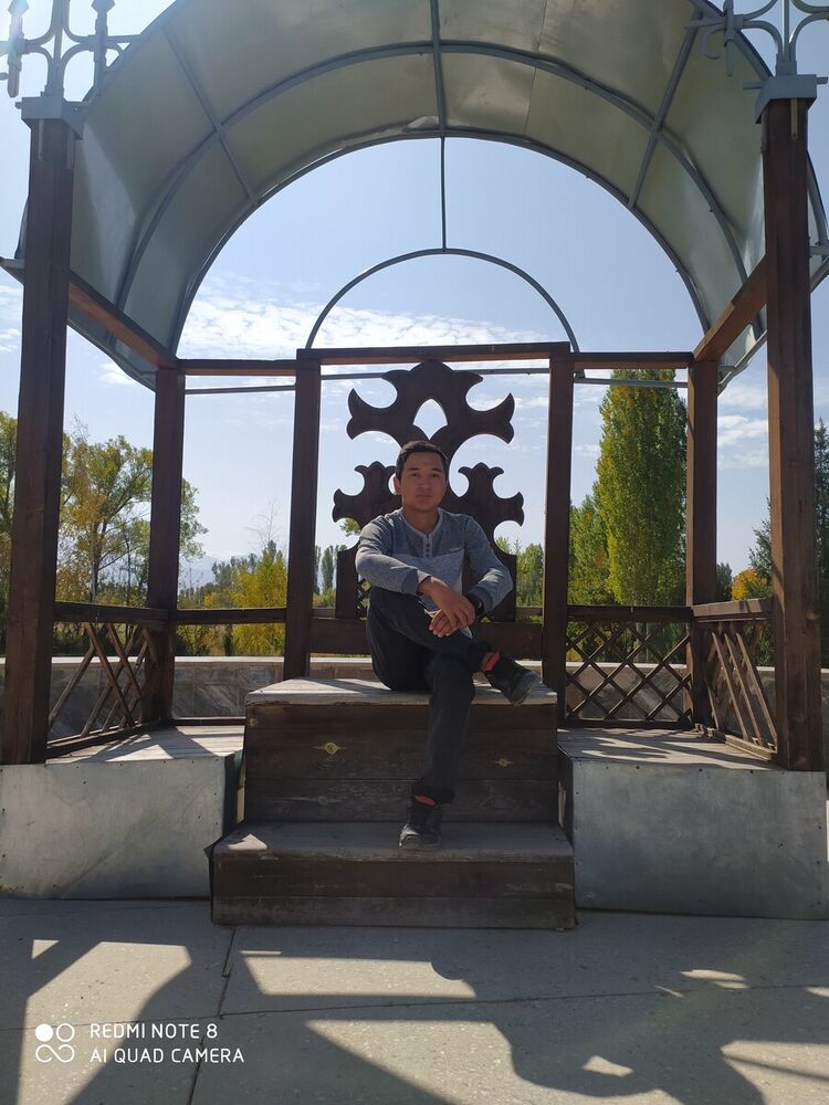  21629957  Syimyk, 24 ,    