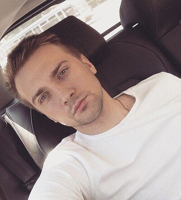  39897117  Alex, 36 ,    