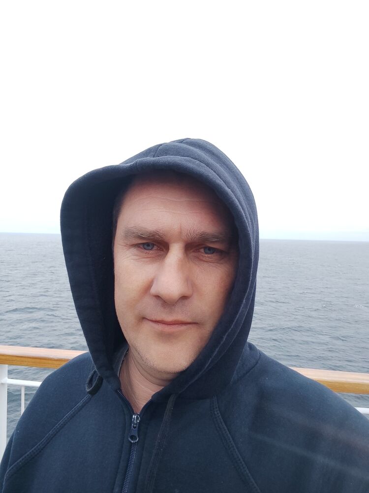  ,   Vasilii, 42 ,   ,   