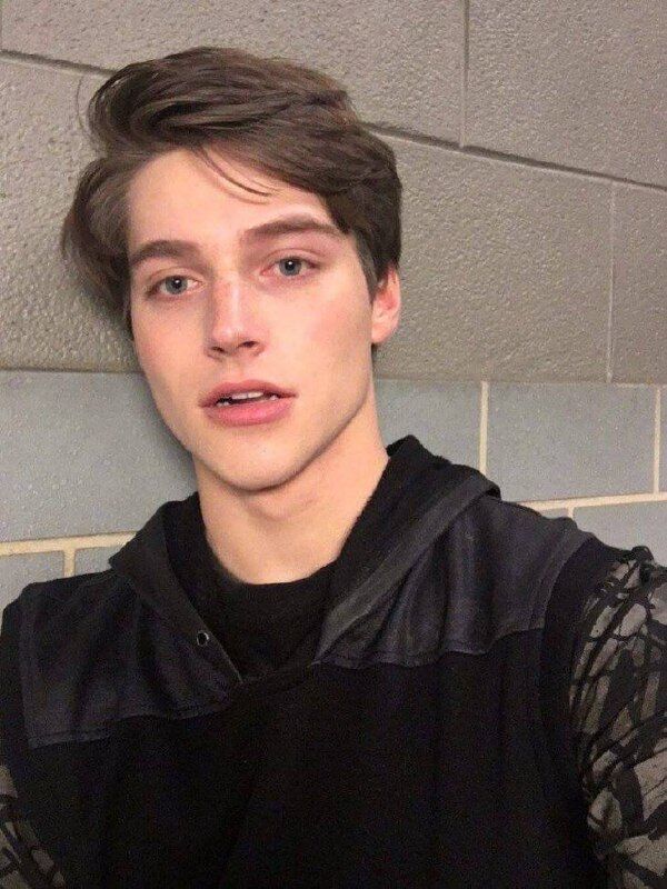 ���� 40403417 ����� ����, 23 ����, ���� ���������� � ������