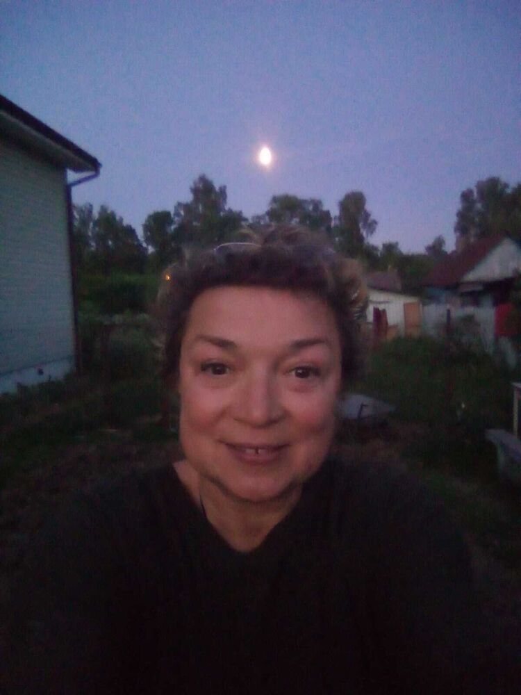  29917847  Iryna, 60 ,    