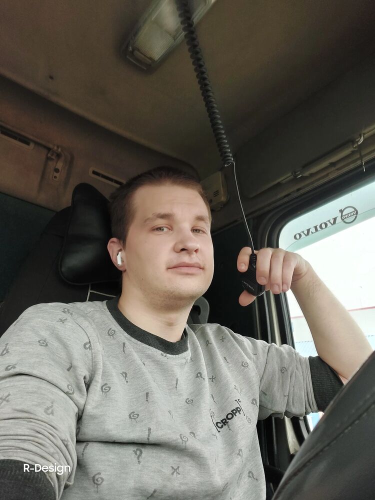  48256127  , 26 ,    
