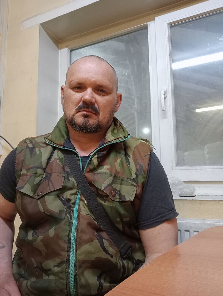  ,   Oleg, 49 ,   ,   