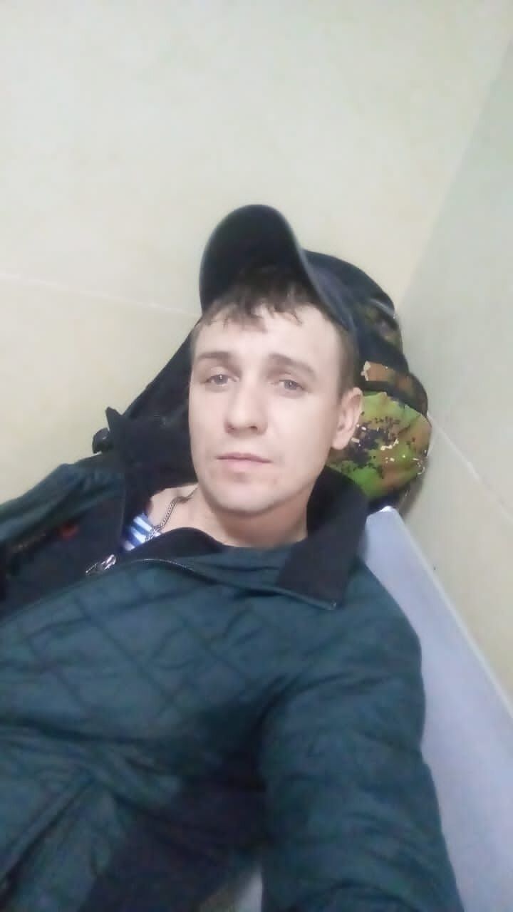  47437547  , 32 ,    