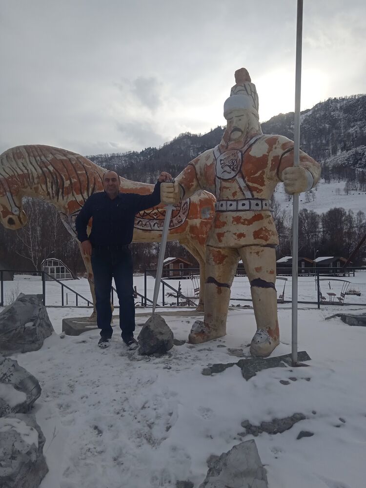  50274087  Elcin, 54 ,    