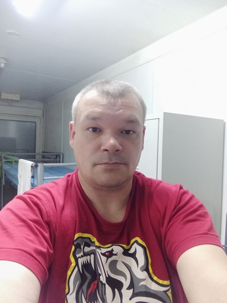  49569417  , 44 ,    