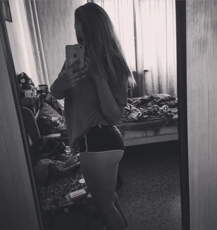  28098127  , 30 ,    