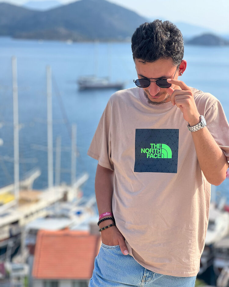  Giresun,   Ahmet, 25 ,   ,   