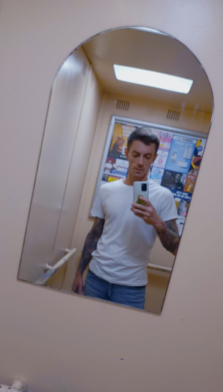  --,   , 39 ,     , c 