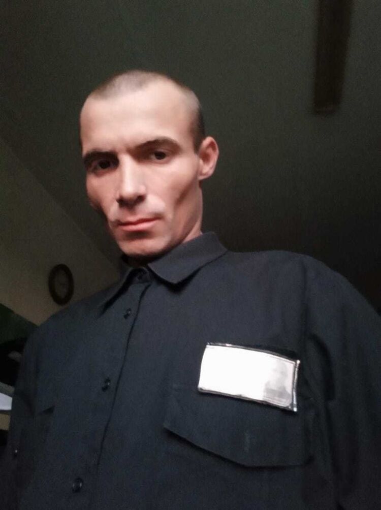  18306757  , 39 ,    