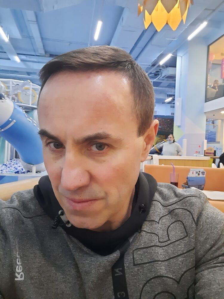  ,   Oleg, 42 ,   ,   