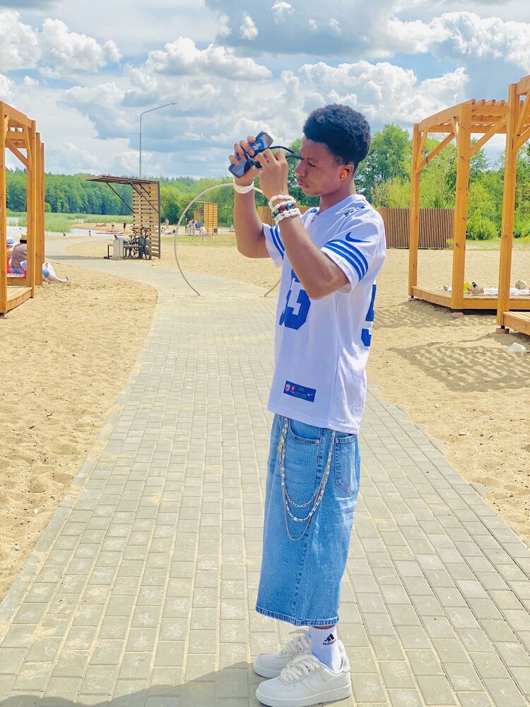  54247517  Daniel, 20 ,    