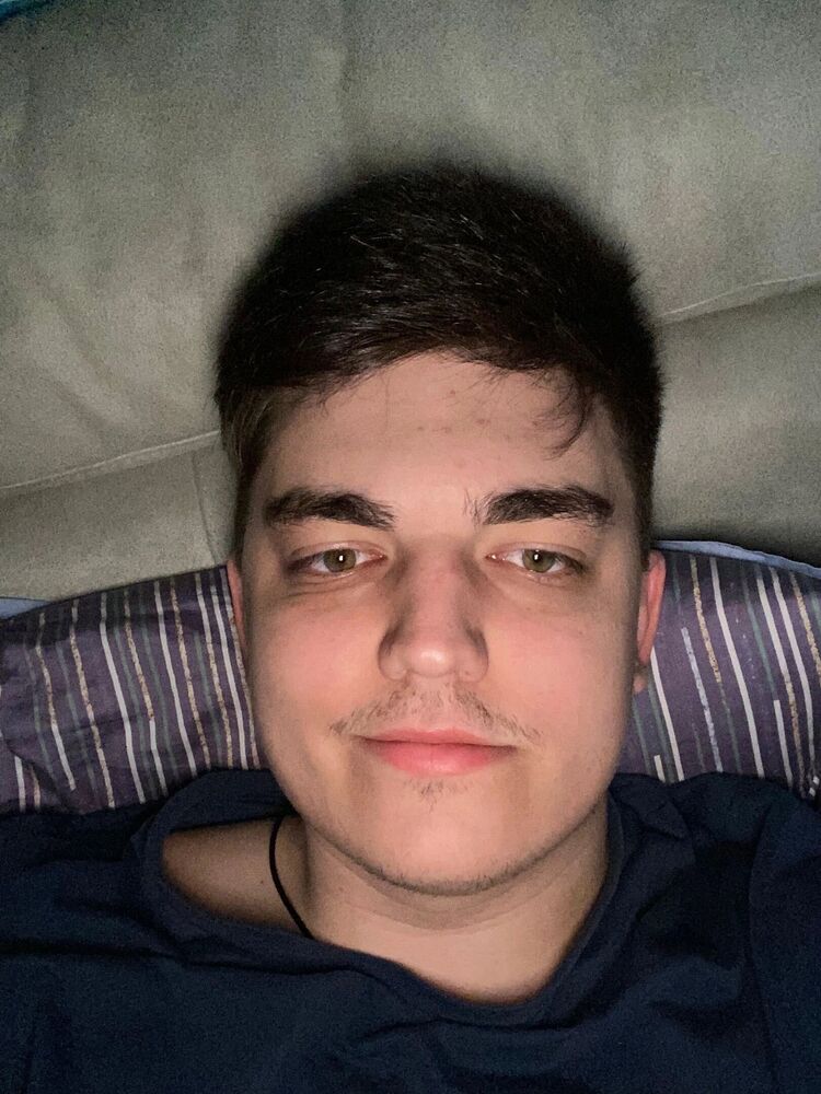  33714637  , 22 ,    