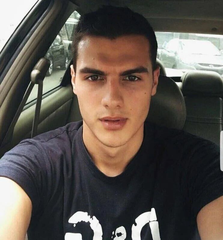 ���� 51813397 ����� ˸��, 20 ���, ���� ���������� � ������������