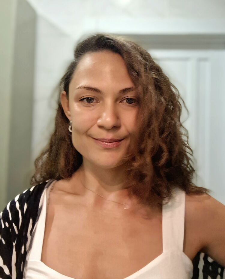  48380787  Olga, 41 ,    
