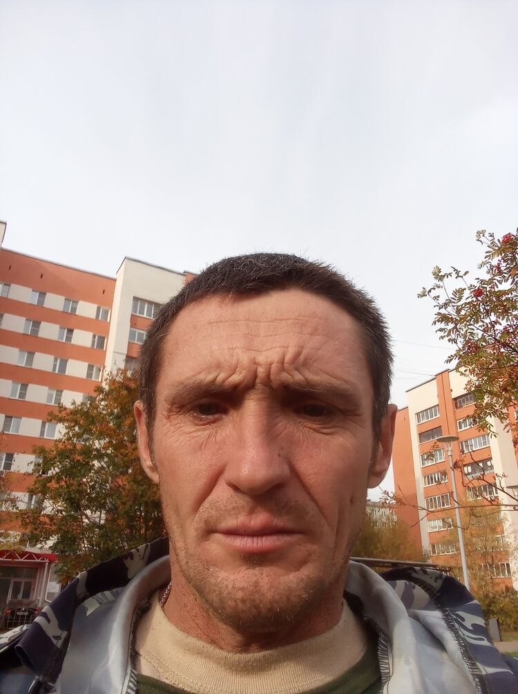  47050497  Nikolay, 39 ,    