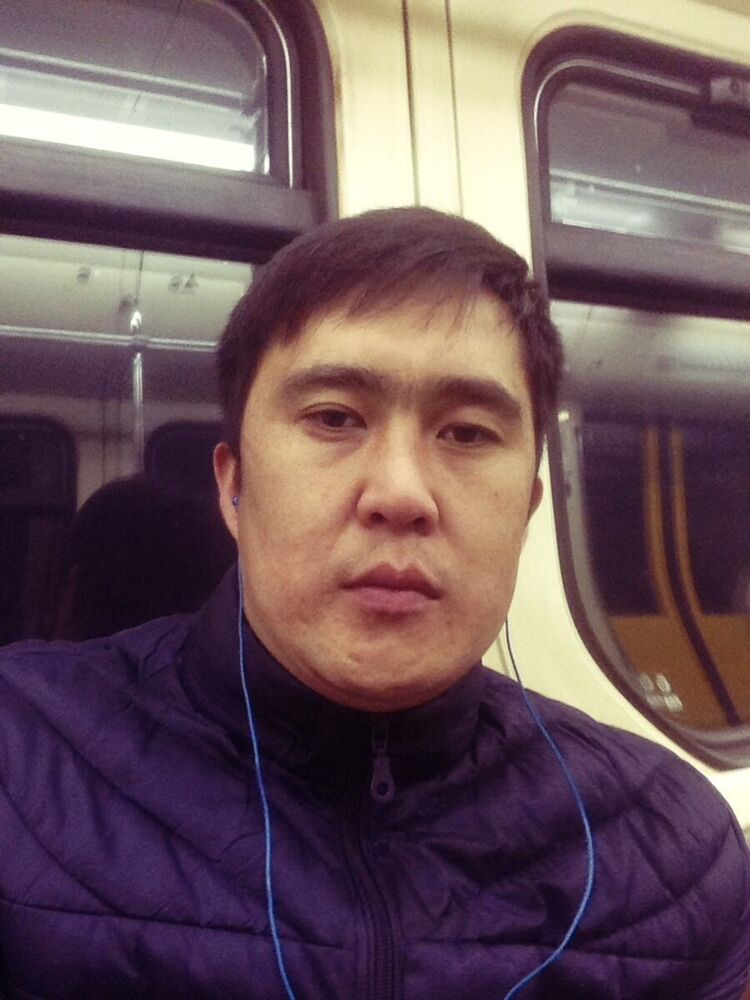  20641327  Maks, 35 ,    
