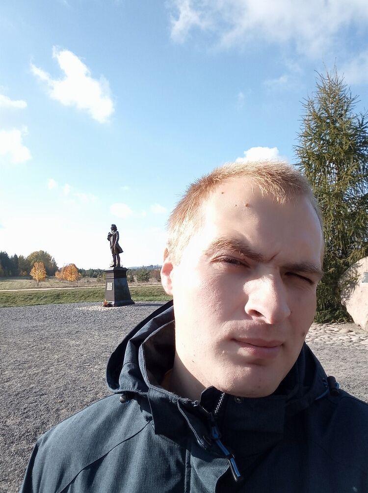  15303017  , 33 ,    