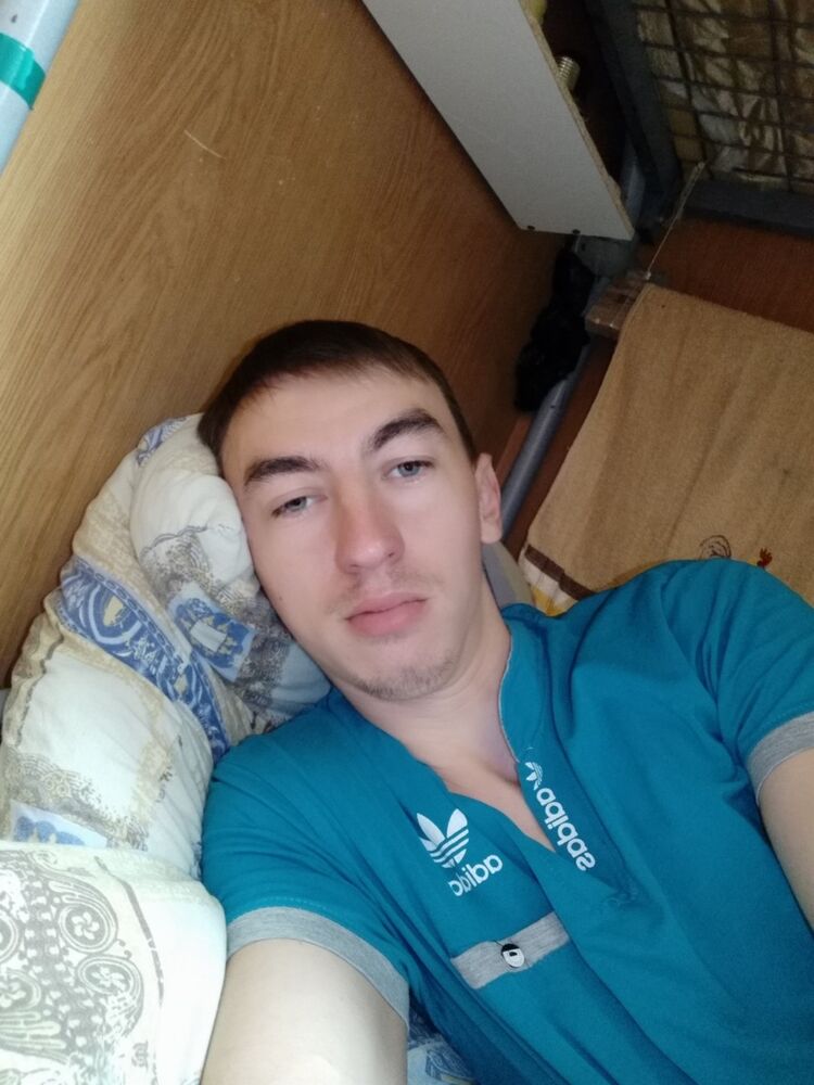  15021137  Dima Koval, 34 ,    