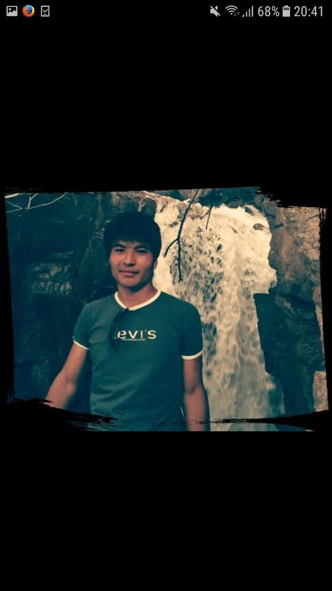  19726807  Azamat, 33 ,    