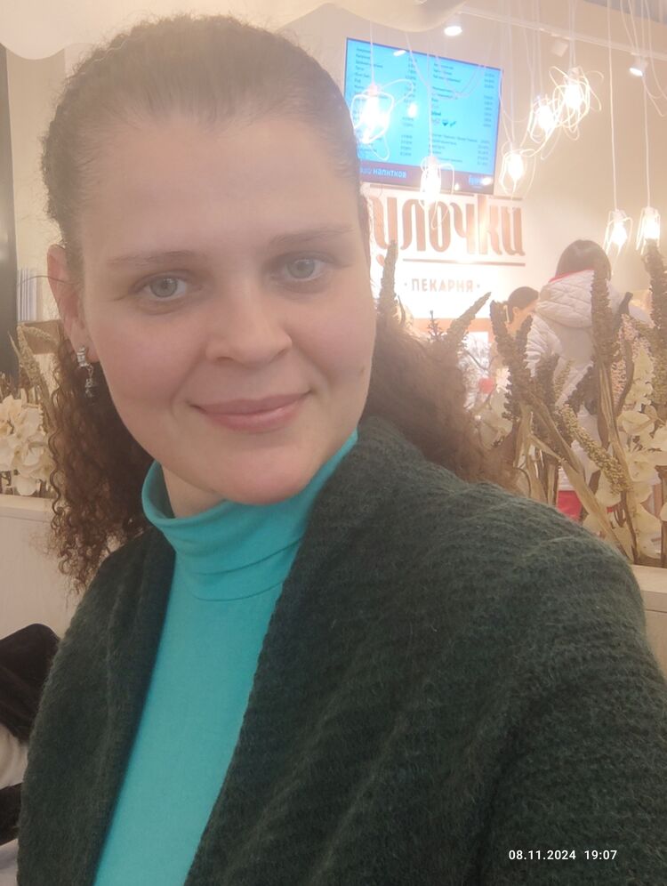  ,   Nyra, 39 ,   c 